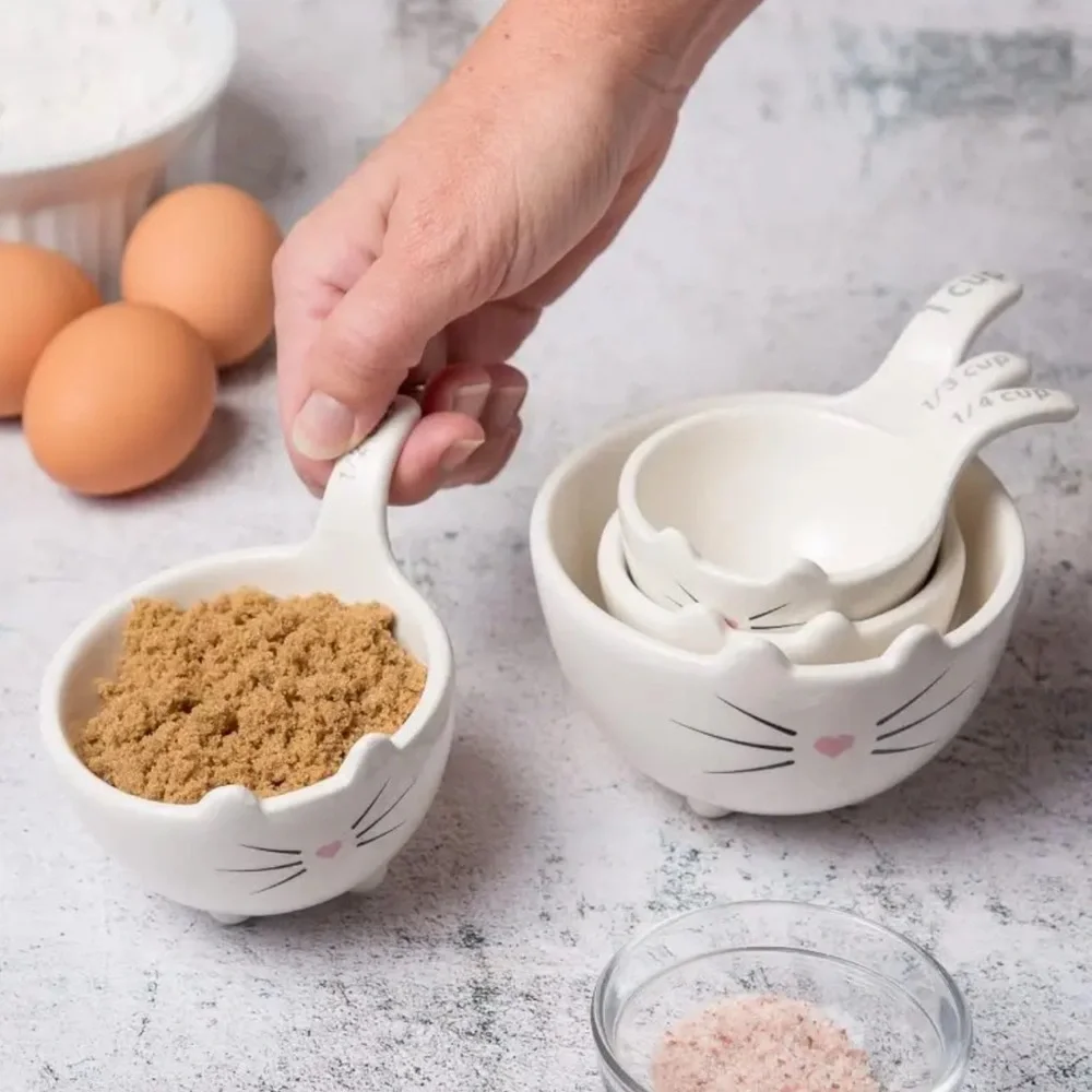 Cat Face Ceramic Measuring Cups - White